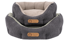 Cargar imagen en el visor de la galería, Cama Ovalada Para Mascotas 45x40x16