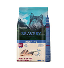 Cargar imagen en el visor de la galería, Bravery Grain Free Senior Mini 2Kg Arenque