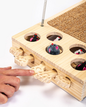 Cargar imagen en el visor de la galería, Juguete Interactivo Con Rascador Atrapa Ratón 43*27 CM