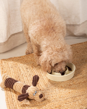 Cargar imagen en el visor de la galería, Comedero Cerámica Come Lento Beige